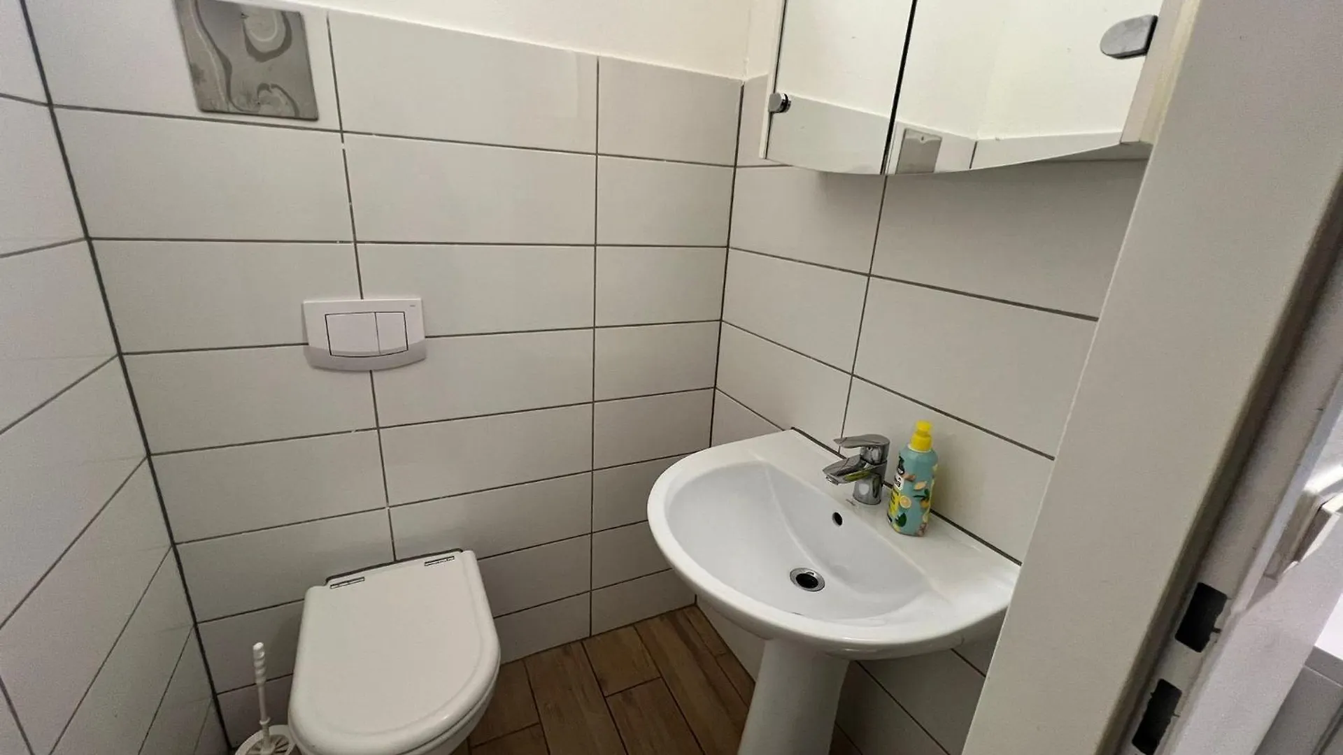 Neat 1Br Apt. Simmering - Ideal For Longstays ウィーン オーストリア